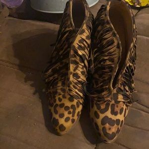 Leopard Print Faux Suede Fringe Ankle Booties 7.5